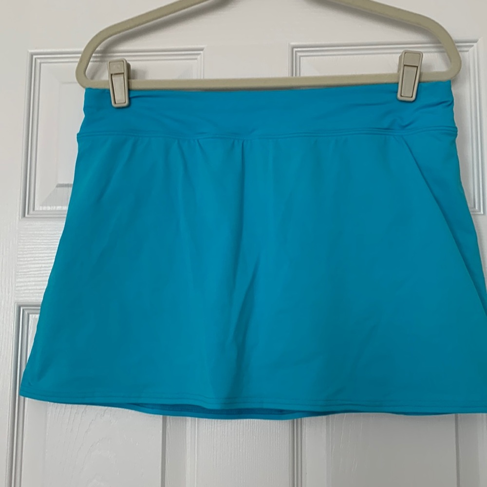 Adorable Land’s End swim skirt!